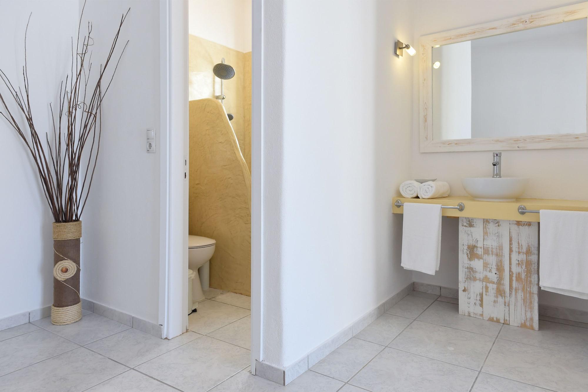 Porto Naoussa (Adults Only) Hotel Ngoại thất bức ảnh
